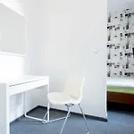 Dobranoc بيت شباب *