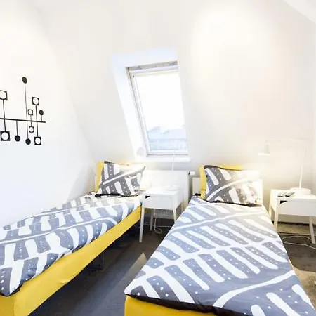 بيت شباب Dobranoc